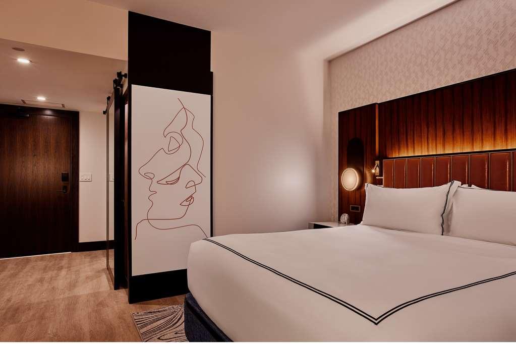 The Godfrey Detroit Curio Collection By Hilton Hotell Rum bild